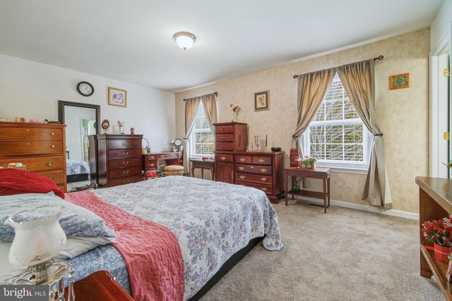 156 ADEN DR, Strasburg, VA 22657