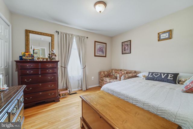 156 ADEN DR, Strasburg, VA 22657