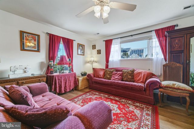 156 ADEN DR, Strasburg, VA 22657