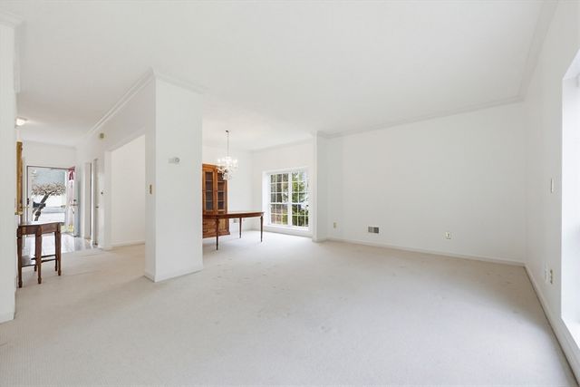 6 Balcom Dr., Foxboro, MA 02035