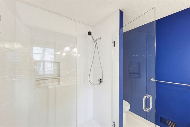 6 Balcom Dr., Foxboro, MA 02035