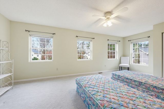 6 Balcom Dr., Foxboro, MA 02035