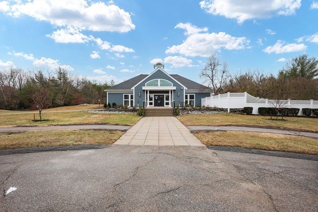 6 Balcom Dr., Foxboro, MA 02035