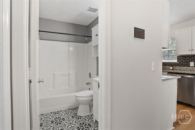 143 Cambridge Drive, Savannah, GA 31419