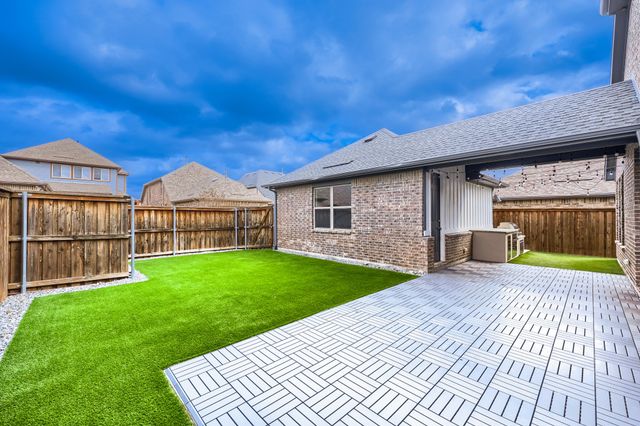 1411 Huntsman Ridge Lane, Arlington, TX 76005