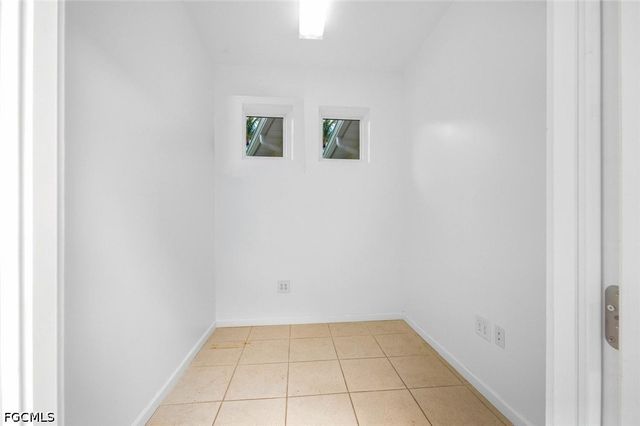 14052 Clear Water LN, Fort Myers, FL 33907