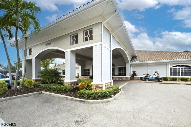 14052 Clear Water LN, Fort Myers, FL 33907