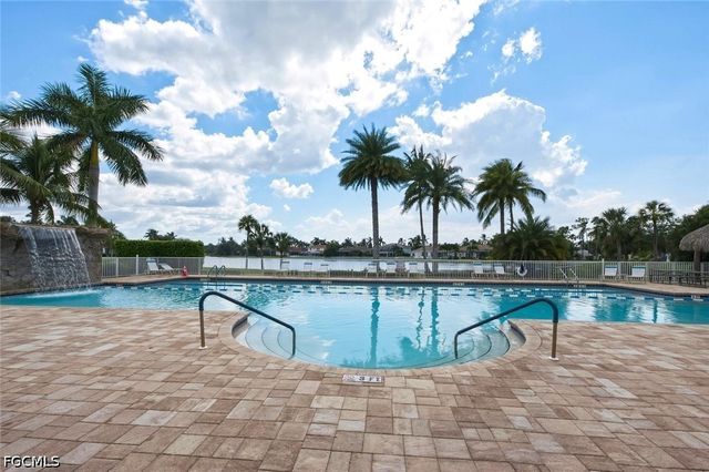 14052 Clear Water LN, Fort Myers, FL 33907
