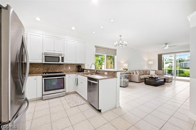 14052 Clear Water LN, Fort Myers, FL 33907