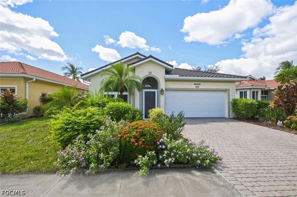 14052 Clear Water LN, Fort Myers, FL 33907