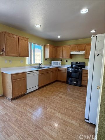 189 Prado, Hemet, CA 92545