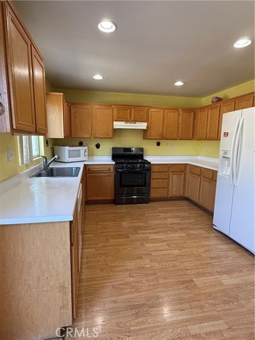 189 Prado, Hemet, CA 92545