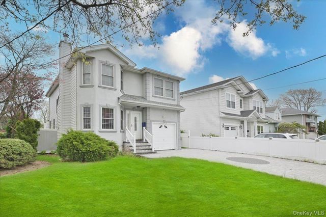 26 Maeder Avenue, Merrick, NY 11566