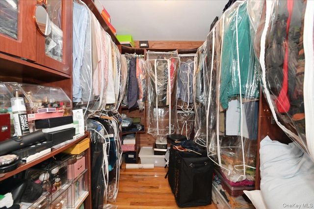 26 Maeder Avenue, Merrick, NY 11566