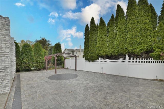 26 Maeder Avenue, Merrick, NY 11566