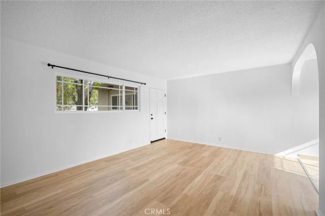 1415 Cosmic 6, Glendale, CA 91201