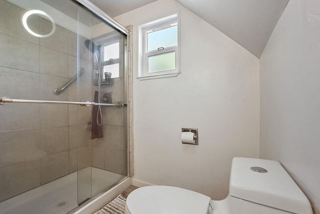 1005 Woodrow Ave, Modesto, CA 95350