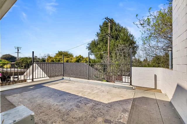 1005 Woodrow Ave, Modesto, CA 95350