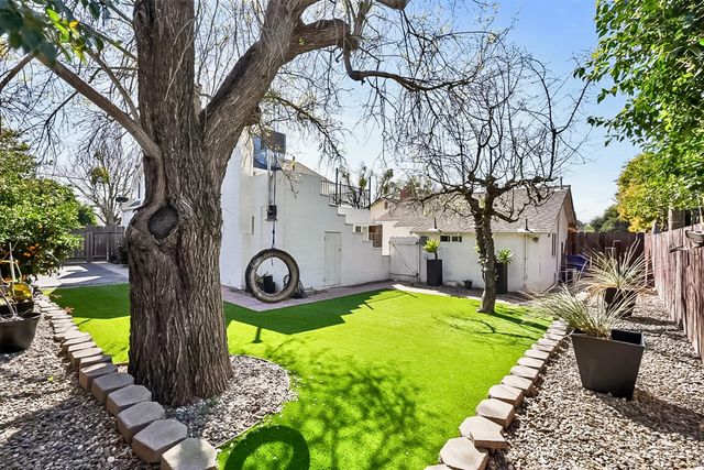 1005 Woodrow Ave, Modesto, CA 95350