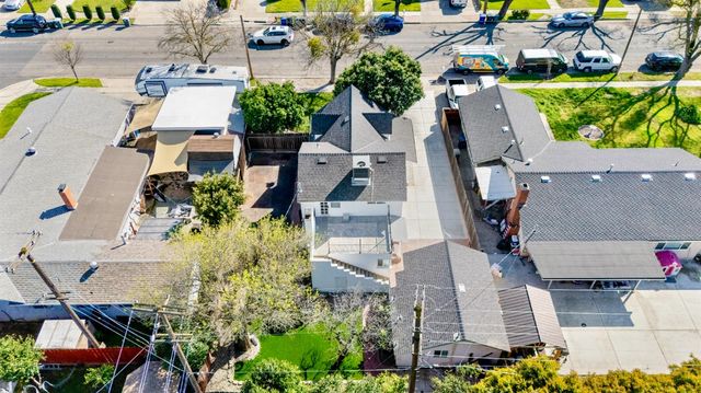 1005 Woodrow Ave, Modesto, CA 95350