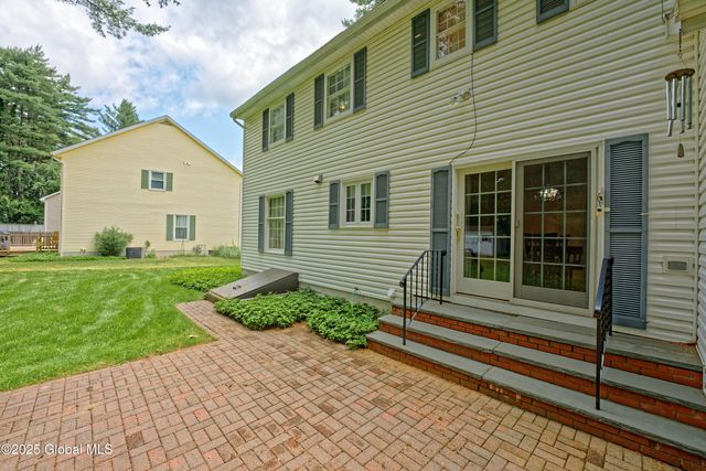 50 Southbury Road, Clifton Park, NY 12065