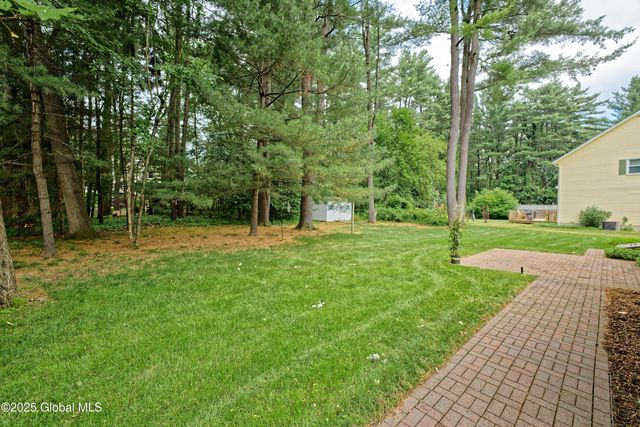 50 Southbury Road, Clifton Park, NY 12065