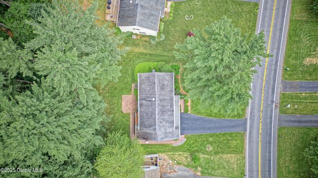 50 Southbury Road, Clifton Park, NY 12065