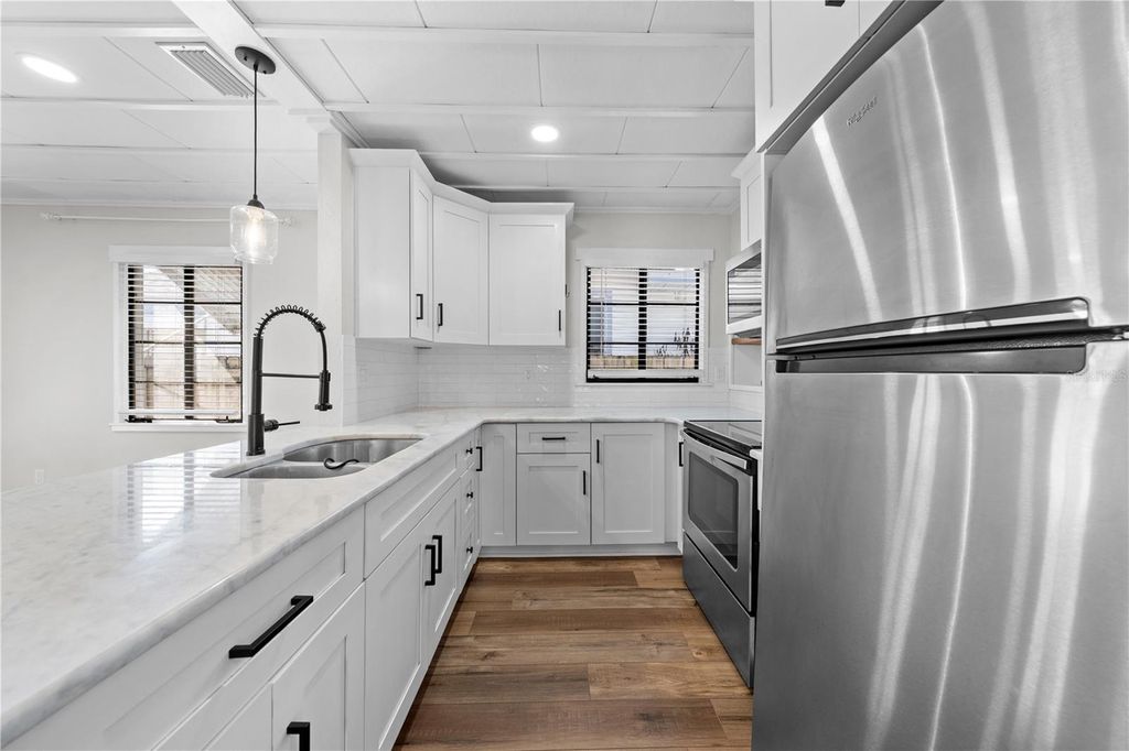 Image 13 of property listing at 804 MASSACHUSETTS AVENUE, St Cloud, FL 34769