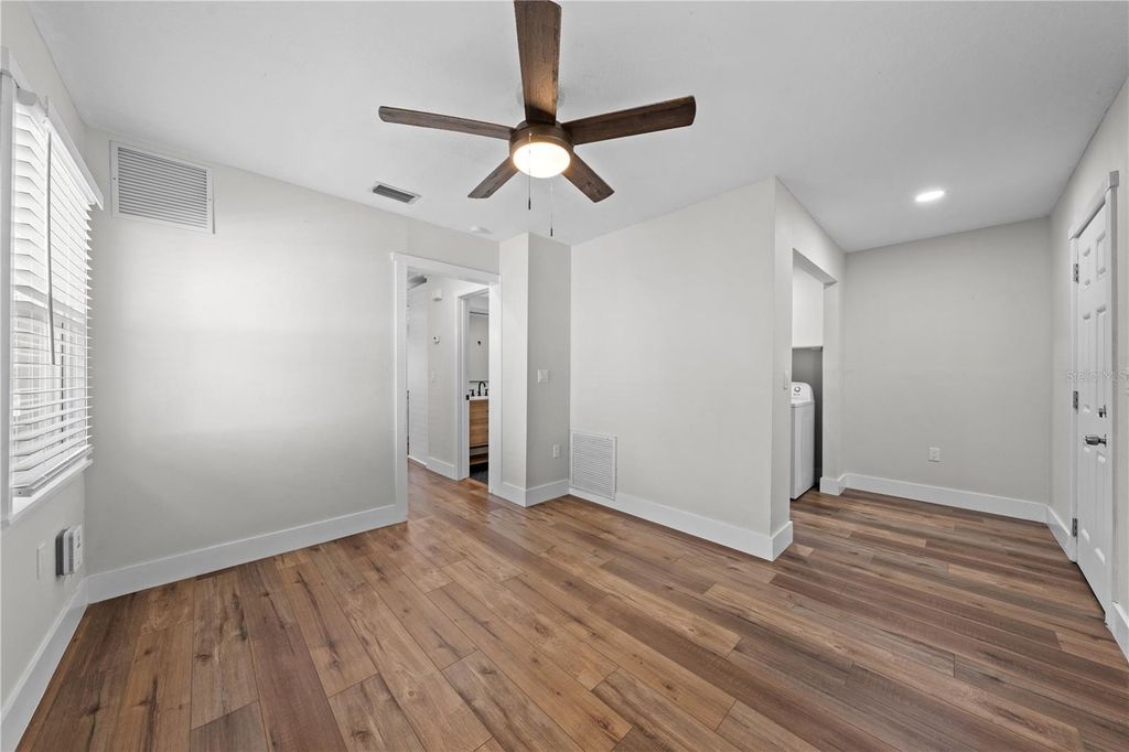 Image 19 of property listing at 804 MASSACHUSETTS AVENUE, St Cloud, FL 34769