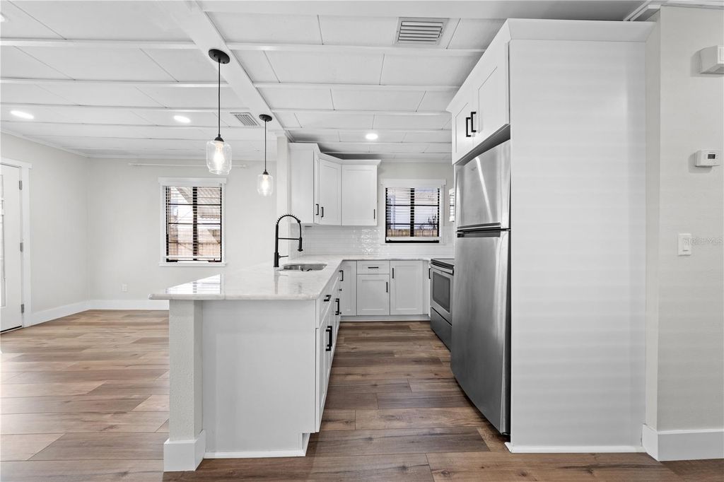 Image 20 of property listing at 804 MASSACHUSETTS AVENUE, St Cloud, FL 34769