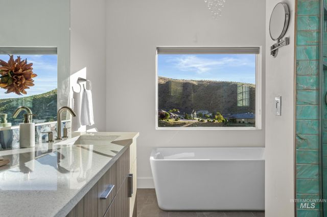 4109 N Eyrie Way, Boise, ID 83703