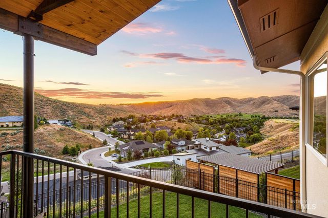 4109 N Eyrie Way, Boise, ID 83703