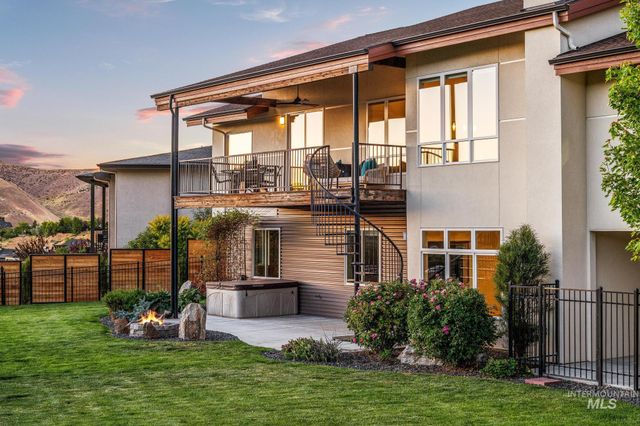 4109 N Eyrie Way, Boise, ID 83703