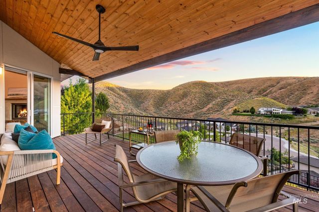 4109 N Eyrie Way, Boise, ID 83703