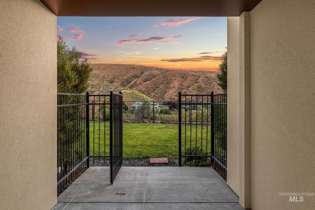 4109 N Eyrie Way, Boise, ID 83703