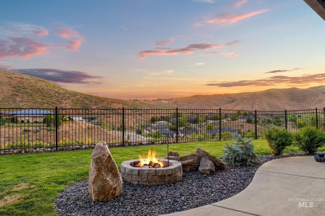 4109 N Eyrie Way, Boise, ID 83703