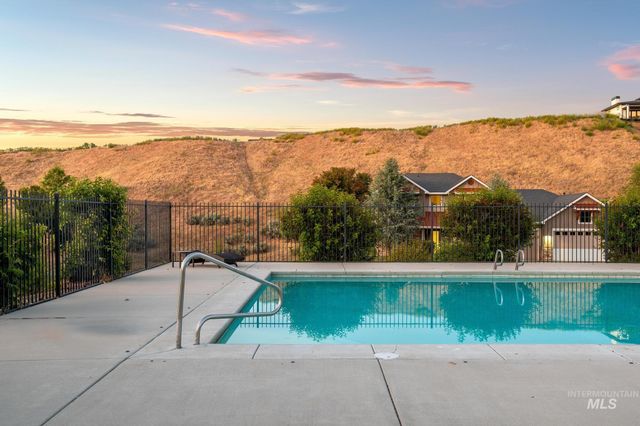 4109 N Eyrie Way, Boise, ID 83703