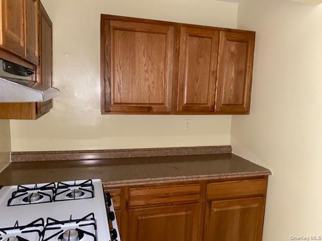 199 Hoover Road 2F, Yonkers, NY 10710