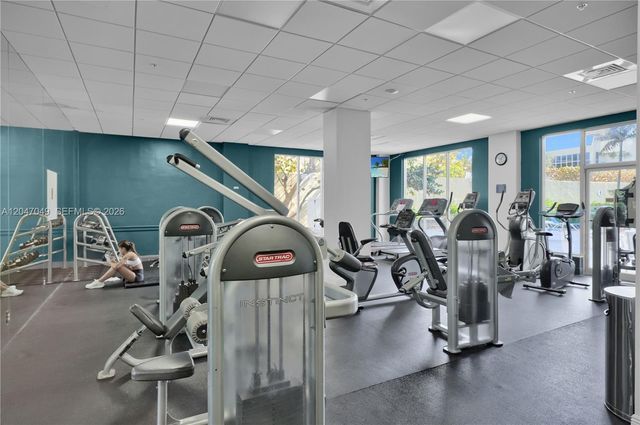 4001 S Ocean Drive 11M, Hollywood, FL 33019