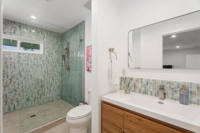 43490 Bath Point Court, Bermuda Dunes, CA 92203