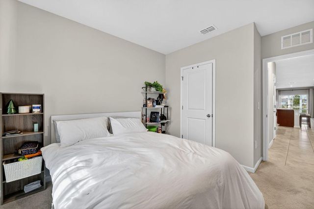 806 Persimmon Place, Fort Pierce, FL 34981