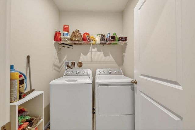 806 Persimmon Place, Fort Pierce, FL 34981