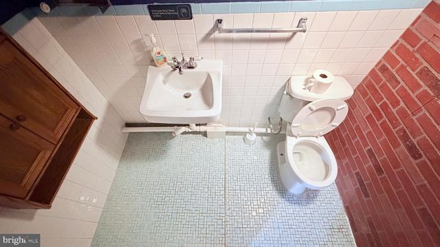 228 W ONTARIO ST, Philadelphia, PA 19140