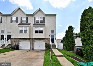724 CEDAR LN, Norristown, PA 19401