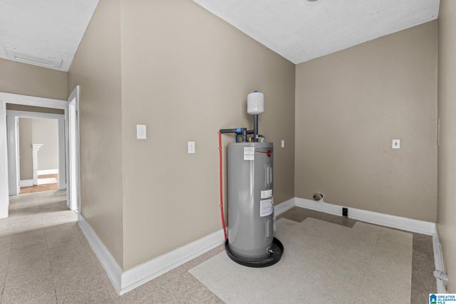 2309 22ND ST ENSLEY, Birmingham, AL 35208