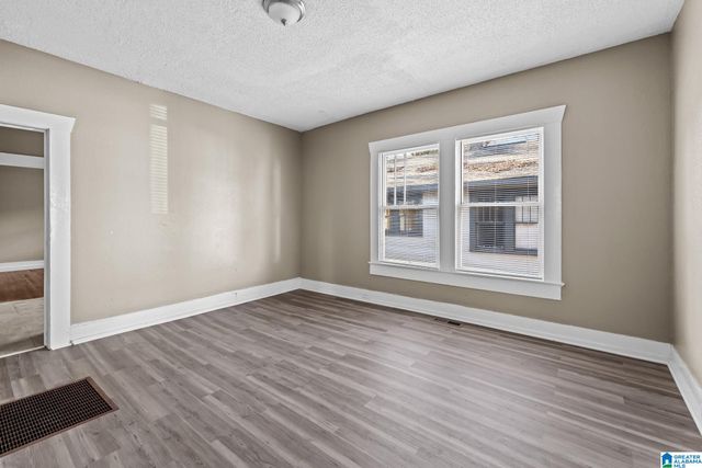 2309 22ND ST ENSLEY, Birmingham, AL 35208