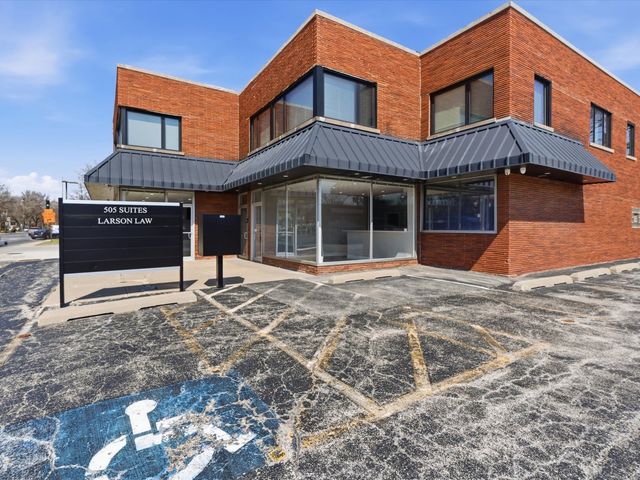 505 S La Grange Road, La Grange, IL 60525