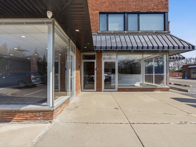 505 S La Grange Road, La Grange, IL 60525