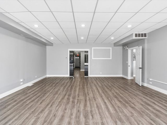 505 S La Grange Road, La Grange, IL 60525