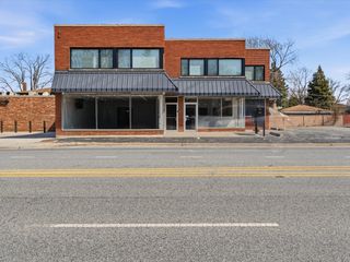 505 S La Grange Road, La Grange, IL 60525